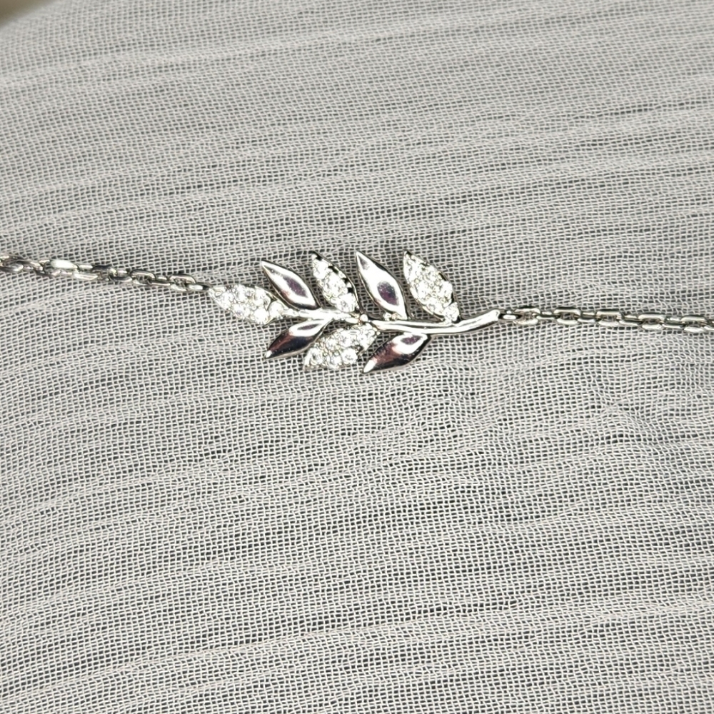 🍒 Leaf Adjustable Bracelet